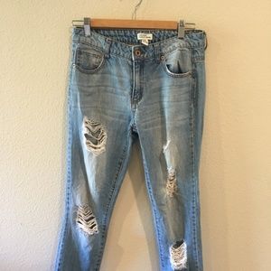 Ripped Light Wash Boyfriend Ankle Jeans